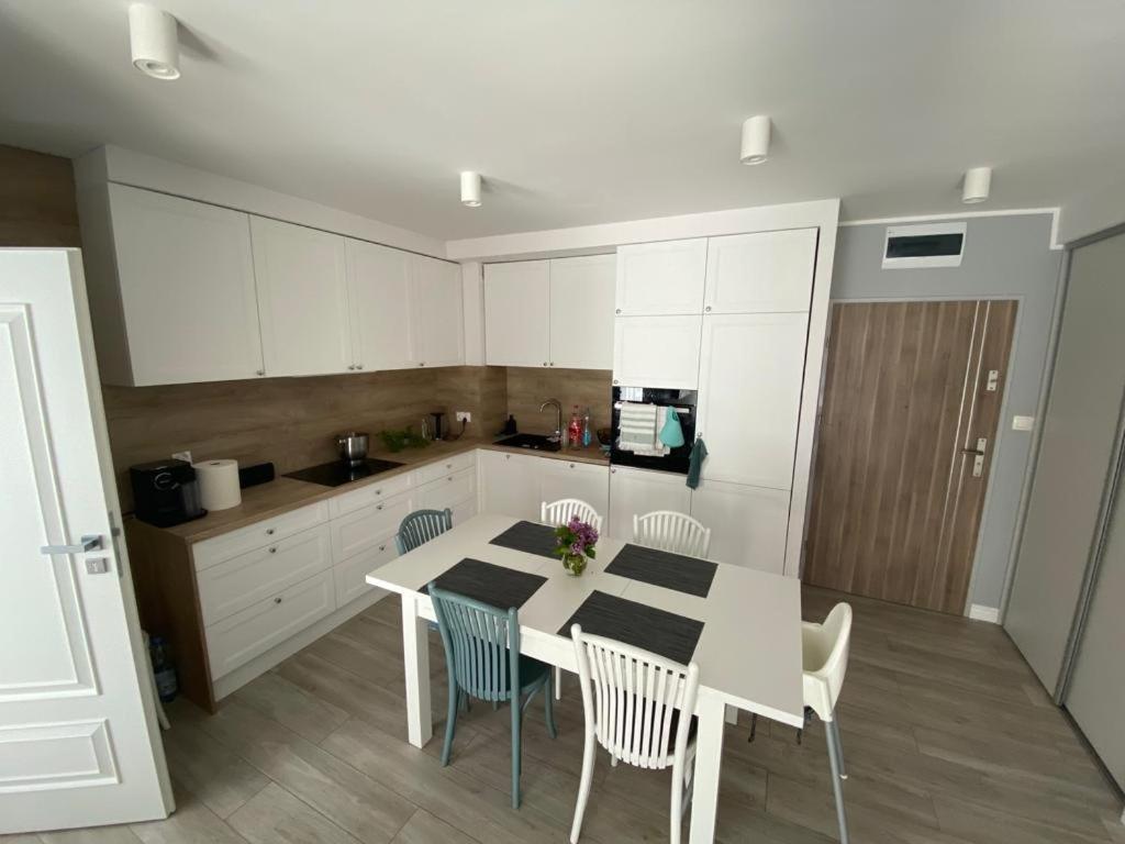 Apartament Rewal Klifowa Morska 3 Z Basenem Bagian luar foto